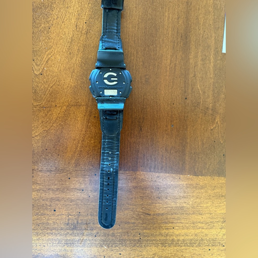 Vintage (90’s) Casio G-Shock DW -004 (1659)  new battery original case band - Picture 4 of 11